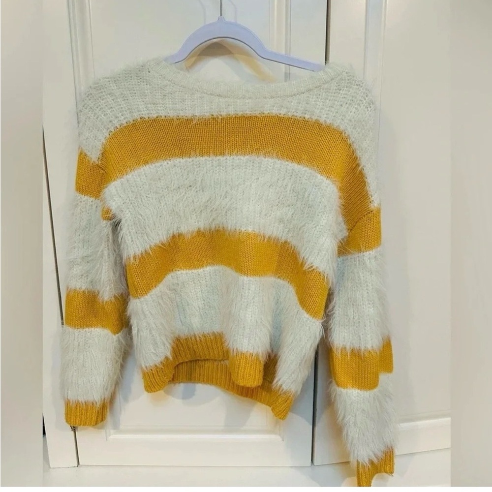 Chelsea & Violet Sweater shaggy tween butter yellow fall cozy size xs